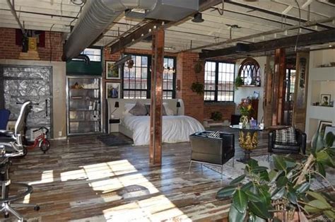 For 14m A Massive East Riverfront Warehouse Loft Curbed Detroit