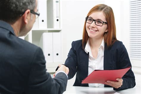 8 Illegal Job Interview Questions And How To Handle Them