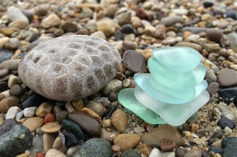 Top 6 Spots To Find Sea Glass In Cornwall Select Cornwall