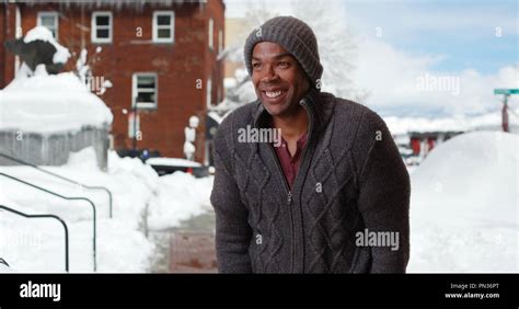 Man Shivering Snow Hi Res Stock Photography And Images Alamy