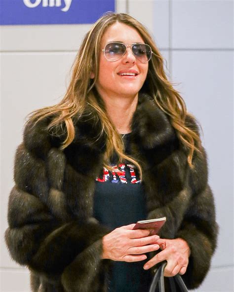 Elizabeth Hurley Airport Style At Jfk In New York City 4112016