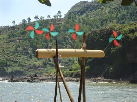 Permainan Tradisional Kitiran (Baling-baling) dari Bambu - Special ...