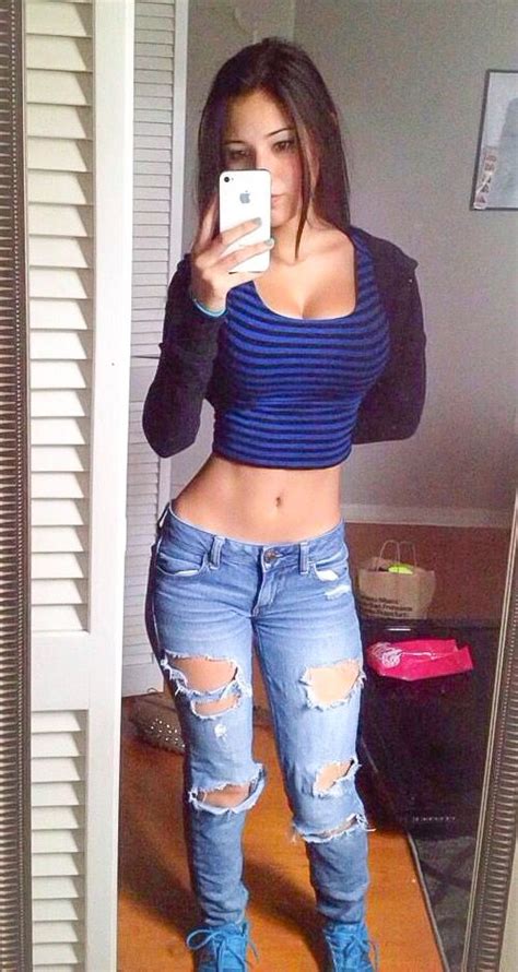 Pin By Trust Me On Selfies Brunette Women Sexy Jeans Fashion