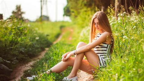 Women Model Blonde Long Hair Legs Women Outdoors Looking Away Sitting Striped Clothing