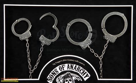 Charlie hunnam, katey sagal, theo rossi and others. Sons of Anarchy Screen Used Biker Prop original TV series prop