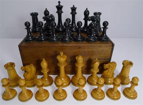 Fabulous Quality Antique Tournament Size Staunton Chess Set C1890