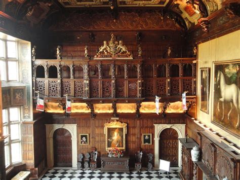 The upper slaughter manor house is a picturesque elizabethan manor set on 8 acres of landscaped gardens in cotswolds village of upper slaughter. Jacobean interior, Hatfield House | Manor house interior ...