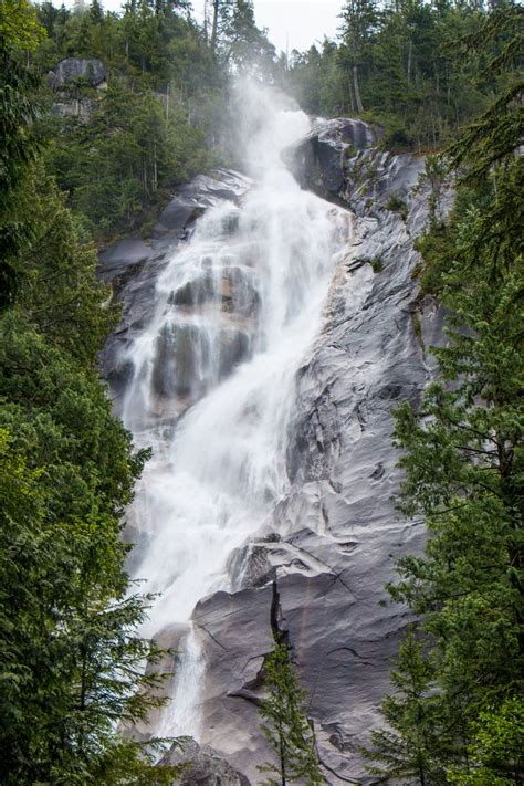 Shannon Falls Squamish Canada Squamish Waterfall Travel