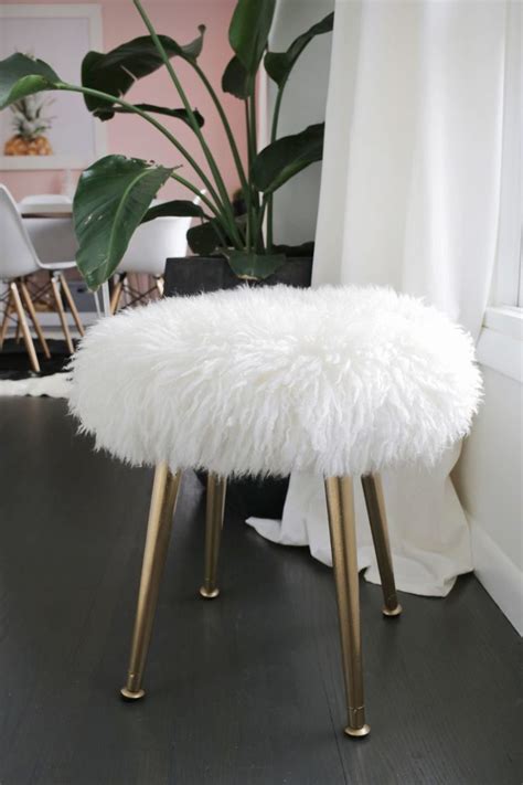 If you are looking for white furry desk chair you've come to the right place. 14 Faux Fur Furniture DIYs For Coziness And Glam - Shelterness