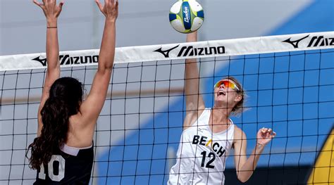 Photos Long Beach State Beach Volleyball Opening Day