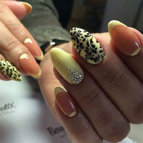 25 Amazing Yellow Nail Art Designs To Go With This Summer Fashionist Now