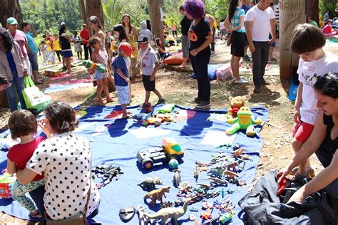 feira de troca de brinquedos é realizada em bauru bauru e marília g1