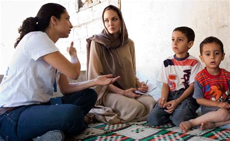 Lebanese Opening Their Homes To Syrian Refugees ‘moves Angelina Jolie