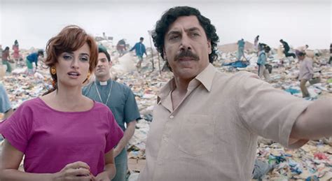 Nel 1981 la famosa giornalista e annunciatrice televisiva virginia vallejo, celebrità colombiana, viene invitata ad un party organizzato nel ranch di pablo escobar, trafficante di droga che si è costruito la sua fortuna con la violenza e altri episodi in tv. Escobar, il fascino del male con Bardem e Cruz, amore all ...