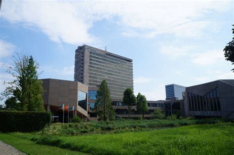 Burgemeester oudlaan 50, 3062 pa rotterdam, netherlands. Erasmus university in Rotterdam | Kantoorgebouwen ...