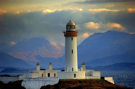Pin By ★nne★pscle★ On Lighthouses In Scotland And Isle Of Man