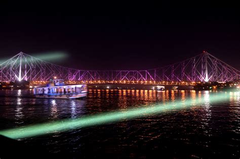 Kolkatas Howrah Bridge Completes 75 Years Mumbai Mirror