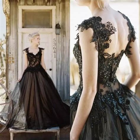 2019 Vintage Black Wedding Dresses Tulle Lace Applique Sweetheart A