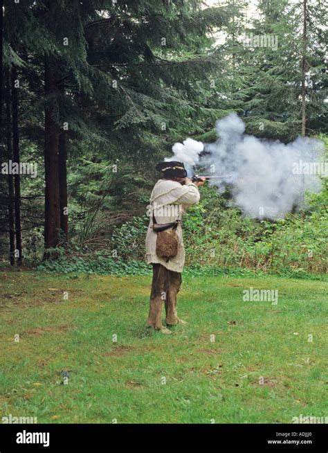 Musket Firing Hi Res Stock Photography And Images Alamy