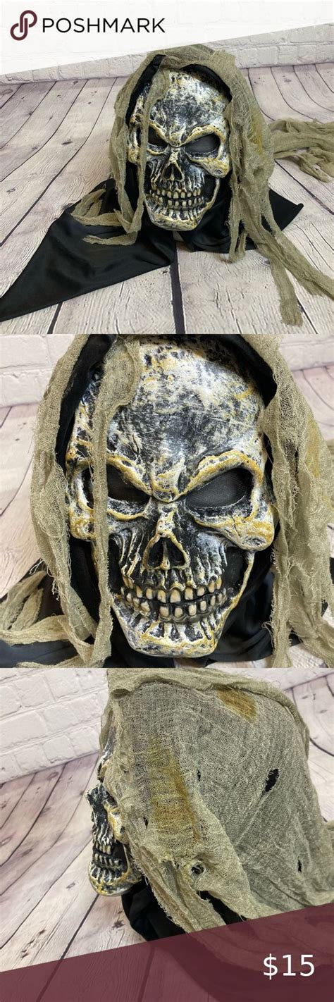Crypt Creature Fun World Rubber Skull Mask Skull Mask Fun World