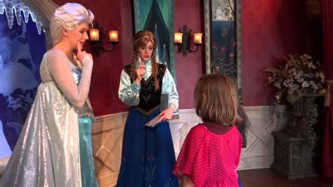 How To Meet Anna Elsa At Disneyland Youtube