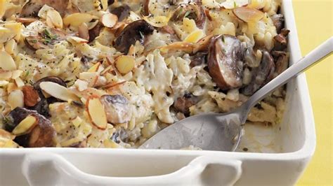 Nadiya's easy chicken and rice recipe lets the oven do all the work. Chicken, Mushroom and Wild Rice Bake recipe from Betty Crocker