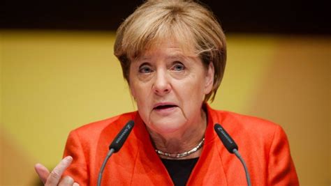 Bundestags Merkel Hält An Rente Mit 67 Fest Politik Faz