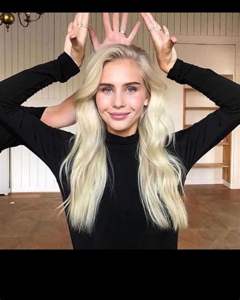 Amalie Snøløs On Instagram “🤍🤍” Amalie Snøløs Hair Beauty Hair Styles