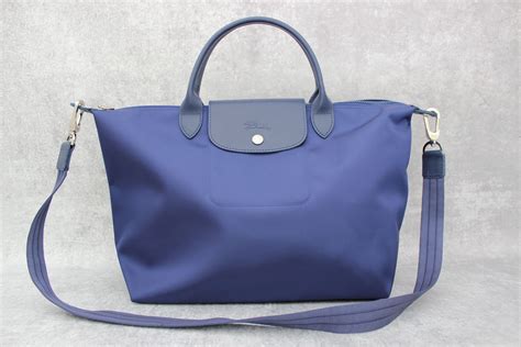 Longchamp indonesia is operated by the official distributor 'luxuri group'. Longchamp Le Pliage Neo Bag Navy Blue at Jill's Consignment