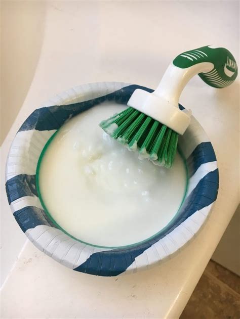 These are connected to small flexible pipes around the tub fitted to a. How to Clean a Dingy Bath Tub or Shower - Magical Mama ...