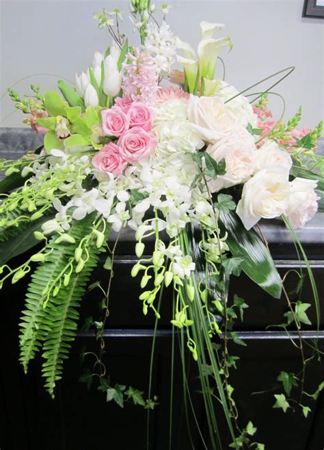 Funeral Arrangement By Jeff French Floral And Event Design Funeral