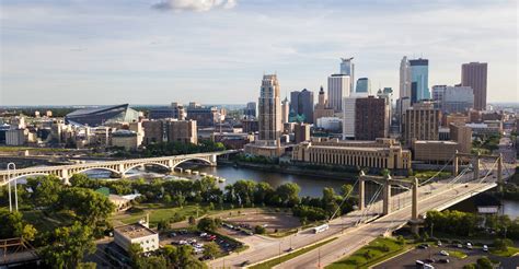 Minneapolis is a city of about 430,000 people (2019) and the largest city in minnesota. Why Minneapolis-St. Paul rocks for natural food ...