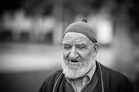 Old Turkish Man I Carl Zeiss Planar T 1 4 85 Valter Sousa Flickr