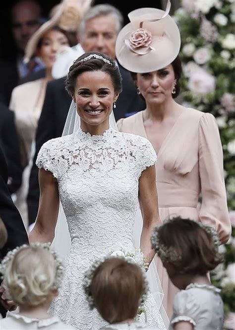 Pippa Middletons Giles Deacon Designed Wedding Dress From Every Angle