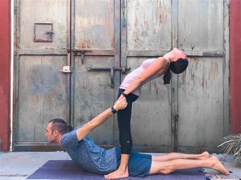 Couple S Yoga Poses 23 Easy Medium Hard Yoga Poses For Two People
