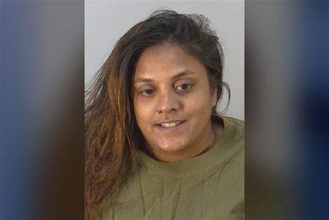 Florida Woman Smashes Mans Taillight With Bottle After He Allegedly