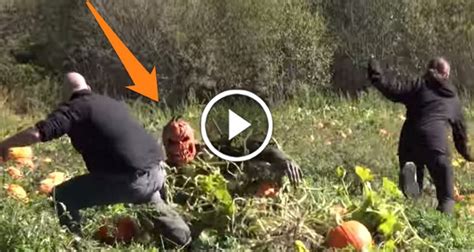 scary pumpkin patch killer halloween prank thumb pranksters media
