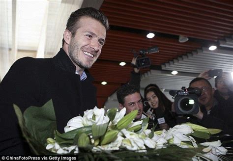 David Beckham With Flowers David Beckham Vr Goggle Goggles Flowers