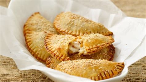 Baked Empanada Recipe With Pie Crust Foodrecipestory