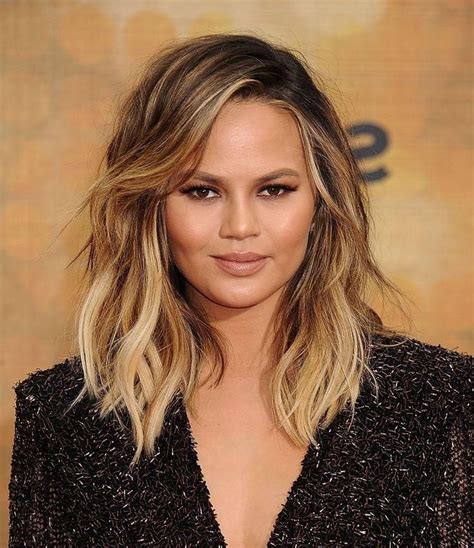 Popular Long Hairstyles For Fat Faces And Double Chins
