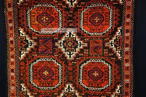 Ich, reza markazi, biete ihnen ein großes angebot an interessanten antiquitäten und raritäten an. Antike Teppich - Old (belutsch) Carpet