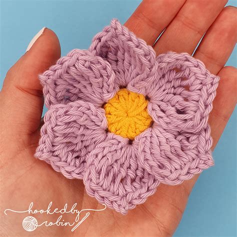 Crochet Olivia Flower Written Pattern — Hooked By Robin