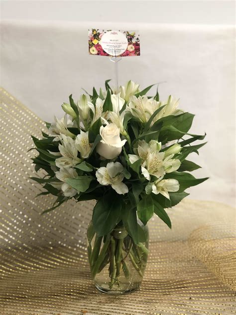 White Elegance By 3 Wishes Floral And Design Studio