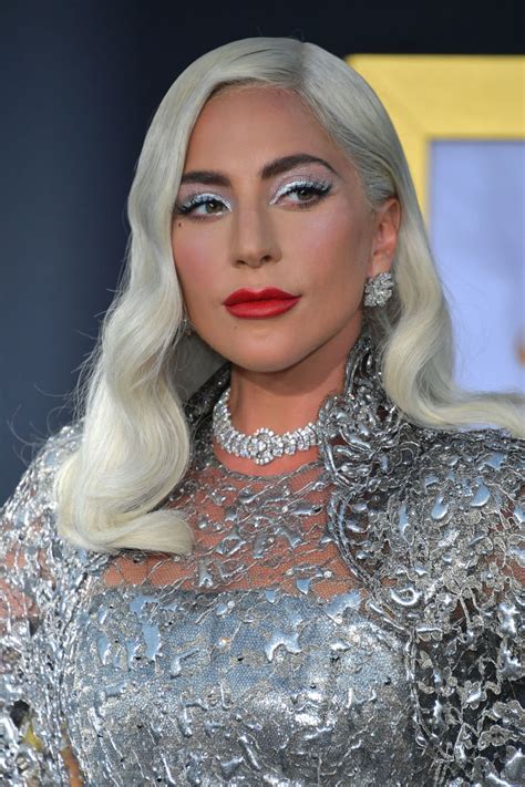 Lady Gagas Beauty Looks You Can Totally Pull Off Fashionisers©