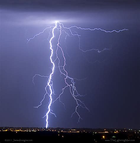 Lightning Strikes Cloud To Ground Lightning Strike Iso 25 Flickr