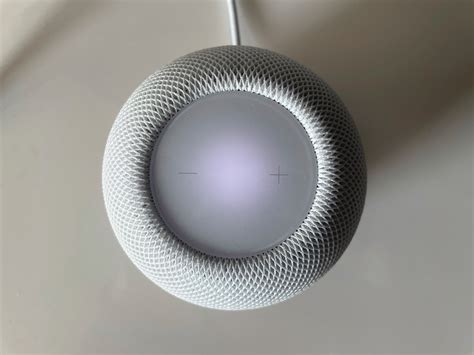 The homepod mini can't quite compete with pricier, and bigger, speakers like the sonos one, but it does enough and does it well enough to be a the homepod mini is a perfect smart home overlord. HomePod mini review: de kleine Siri-speaker getest