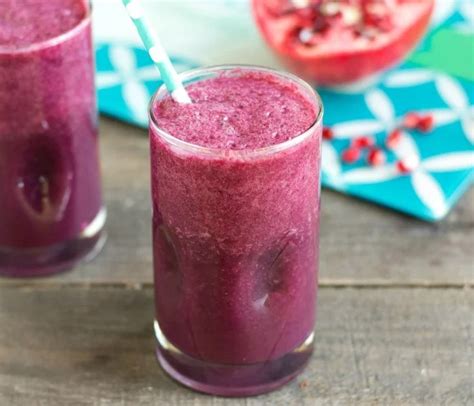 The Best Pomegranate Smoothie Recipe Healthy Four Ingredient Drink