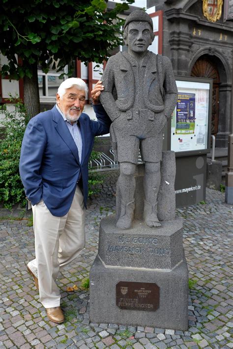 Carl gustav jung wurde am 26. Mario Adorf zum 90. Geburtstag gratulieren « Wirtschaft Eifel