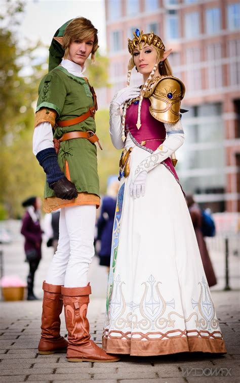 20 Wedding Ideas That Let You Geek Out On Your Big Day Cosplay