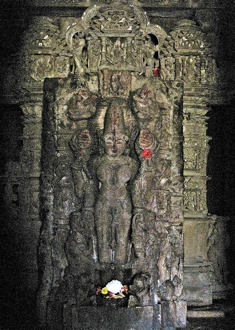 Khajuraho Western Temples Interior Peter Connolly Flickr